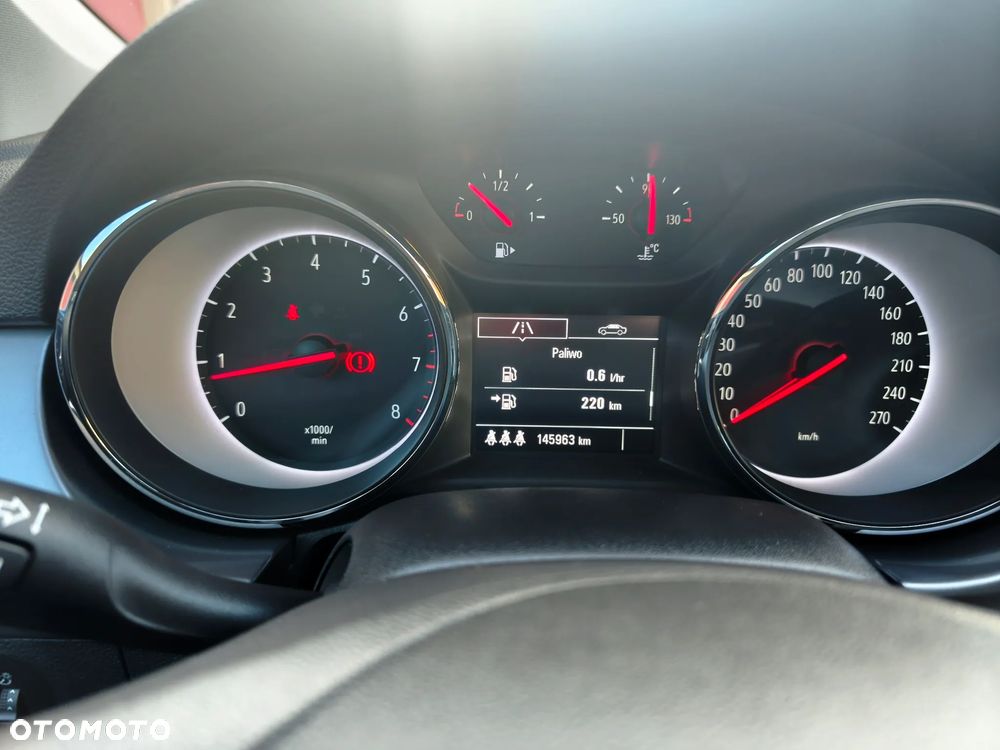 Opel Astra 1.4 Turbo Dynamic - 10