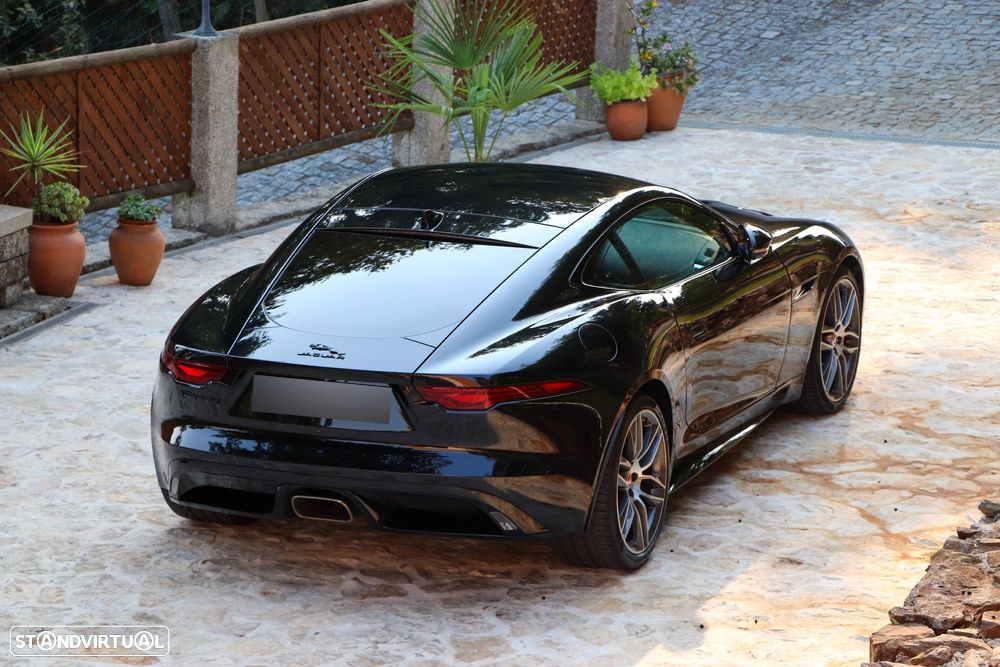 Jaguar F-Type 2.0 i4 R-Dynamic Black - 17