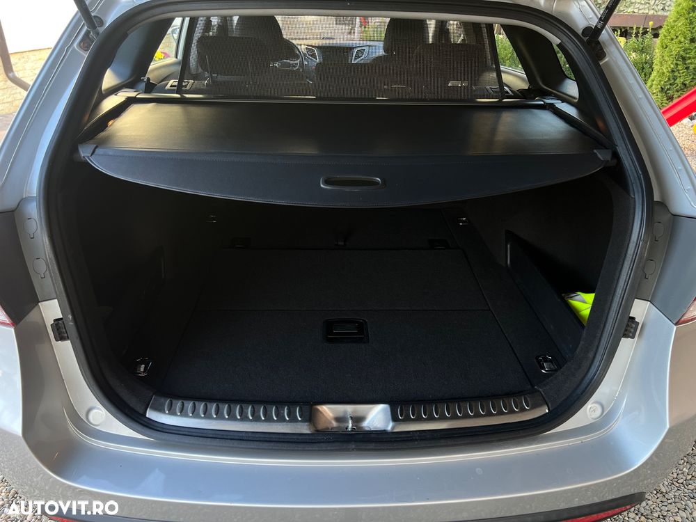Hyundai i40 Kombi 1.7 CRDi Style - 12