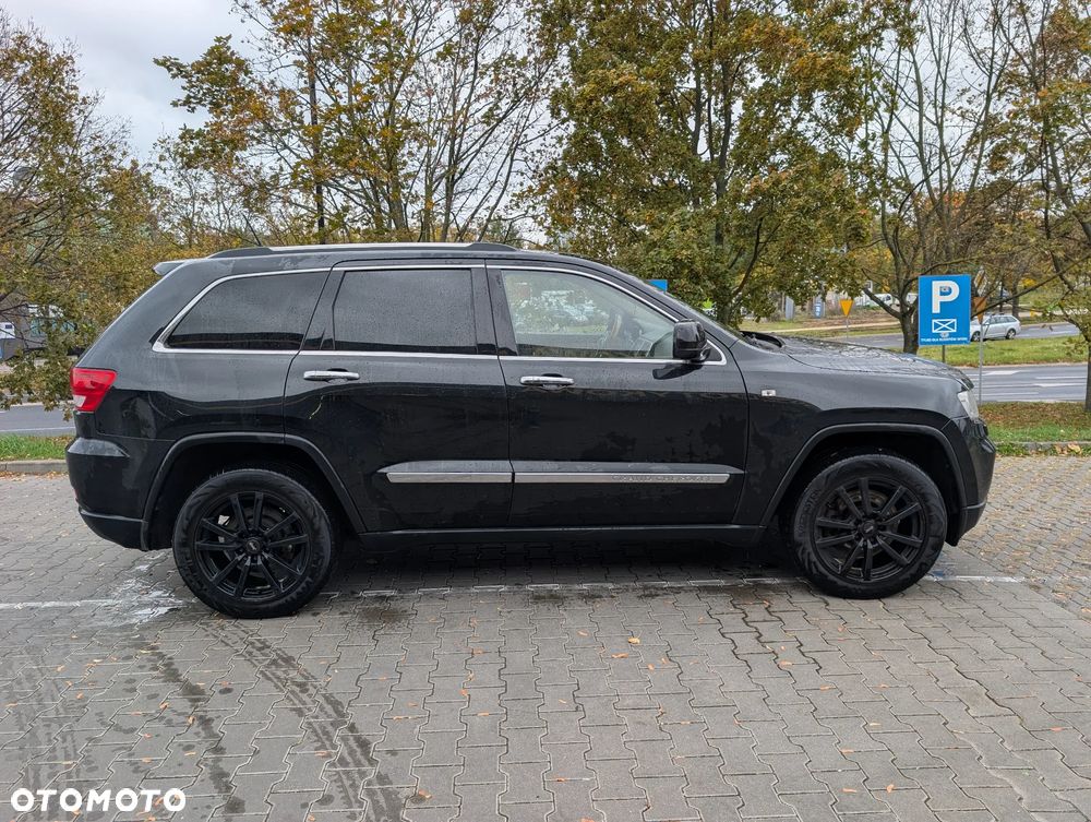 Jeep Grand Cherokee 2011 photo 2
