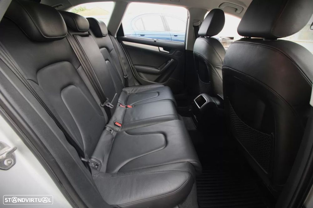 Audi A4 Allroad - 36