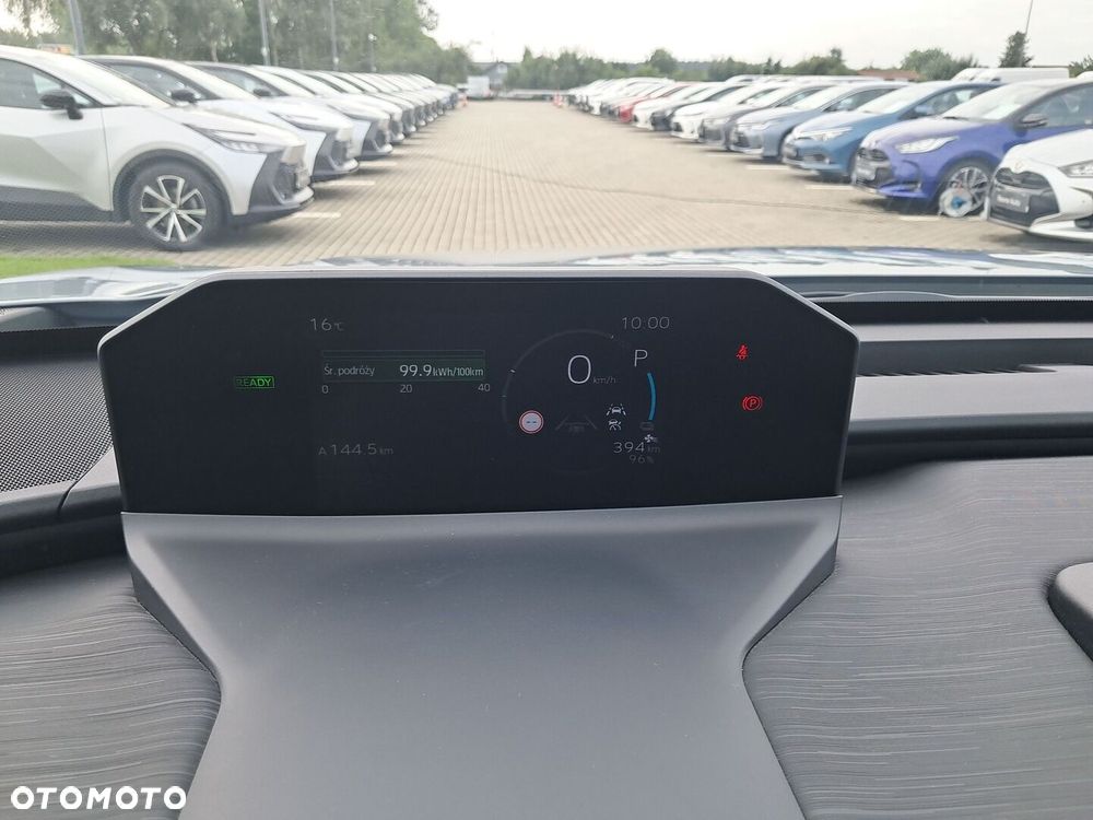 Toyota C-HR+ - 8