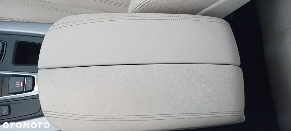 BMW X5 xDrive25d - 17