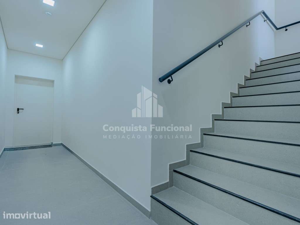 Armazém Industrial em Vila Maior - Santa Maria da Feira - Grande imagem: 4/19