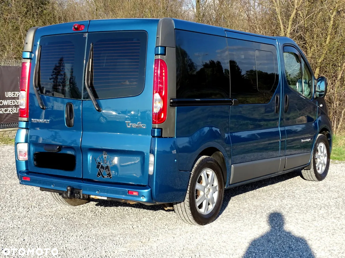 Renault Trafic L1H1 Passenger Quickshift - 6
