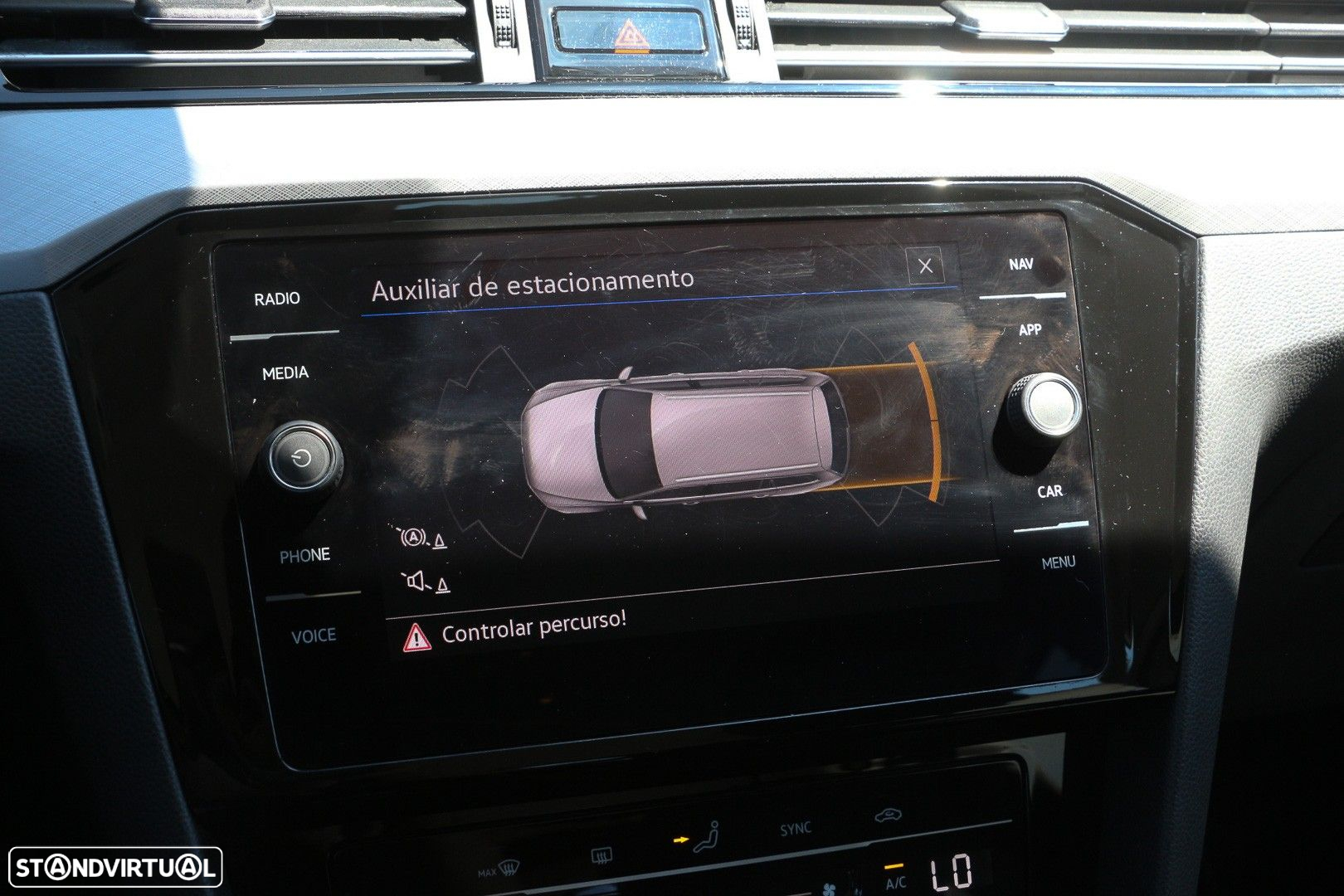 VW Passat Variant 2.0 TDi Elegance DSG - 8