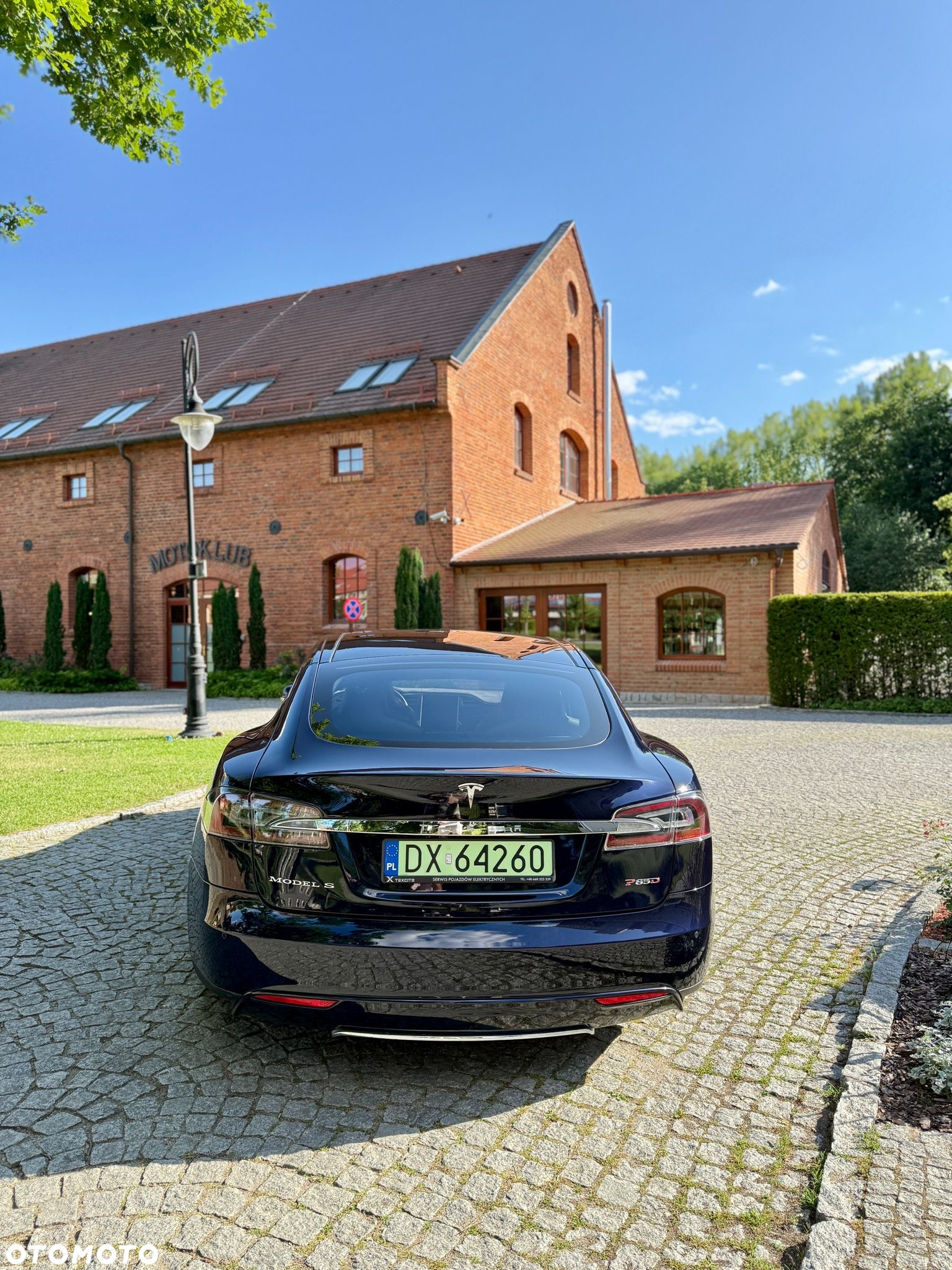 Tesla Model S Performance - 8
