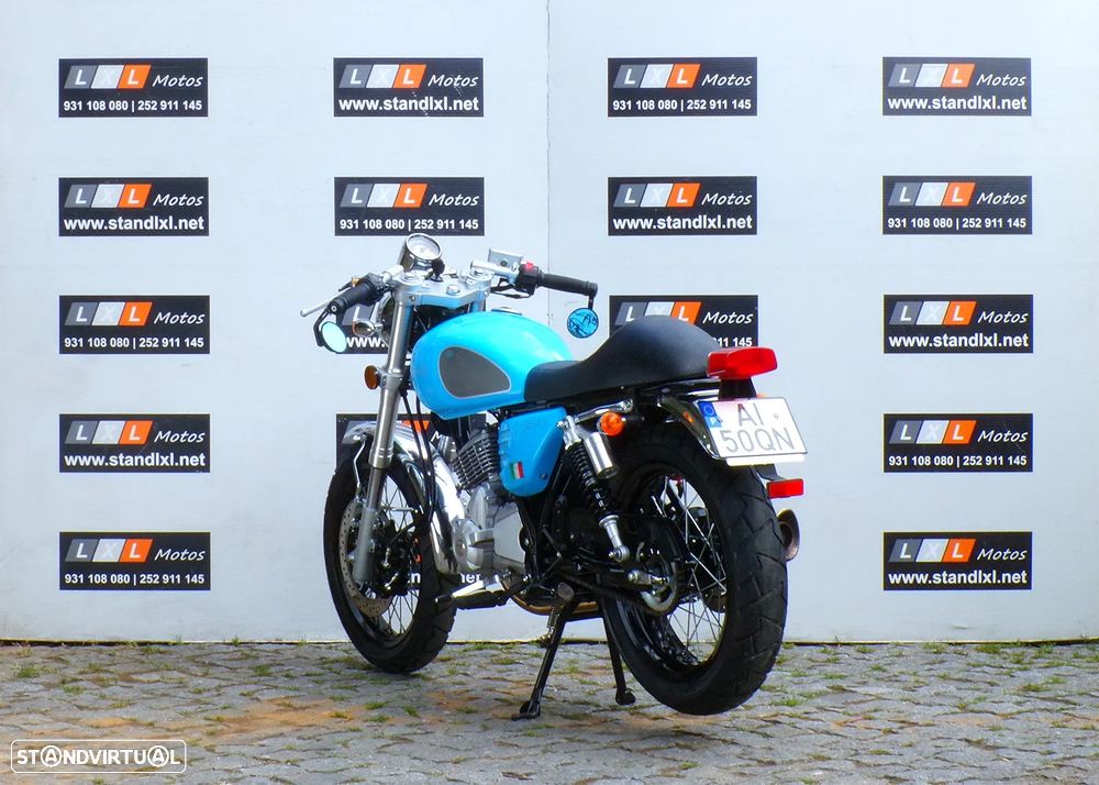 Juliarti Café R 125 - 2