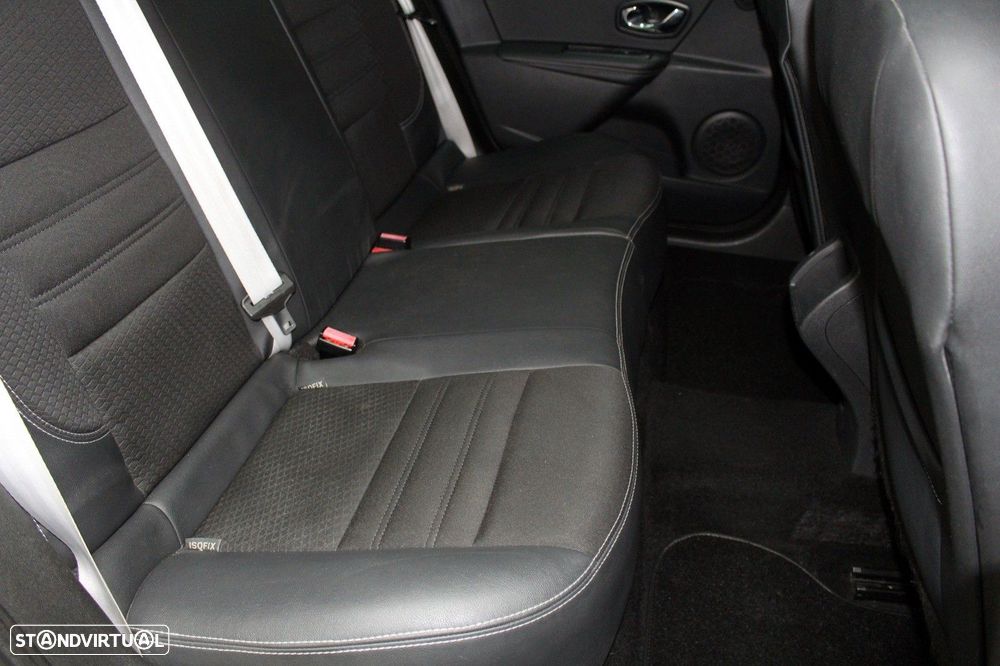 Renault Mégane 1.5 Blue dCi Bose Edition EDC - 39