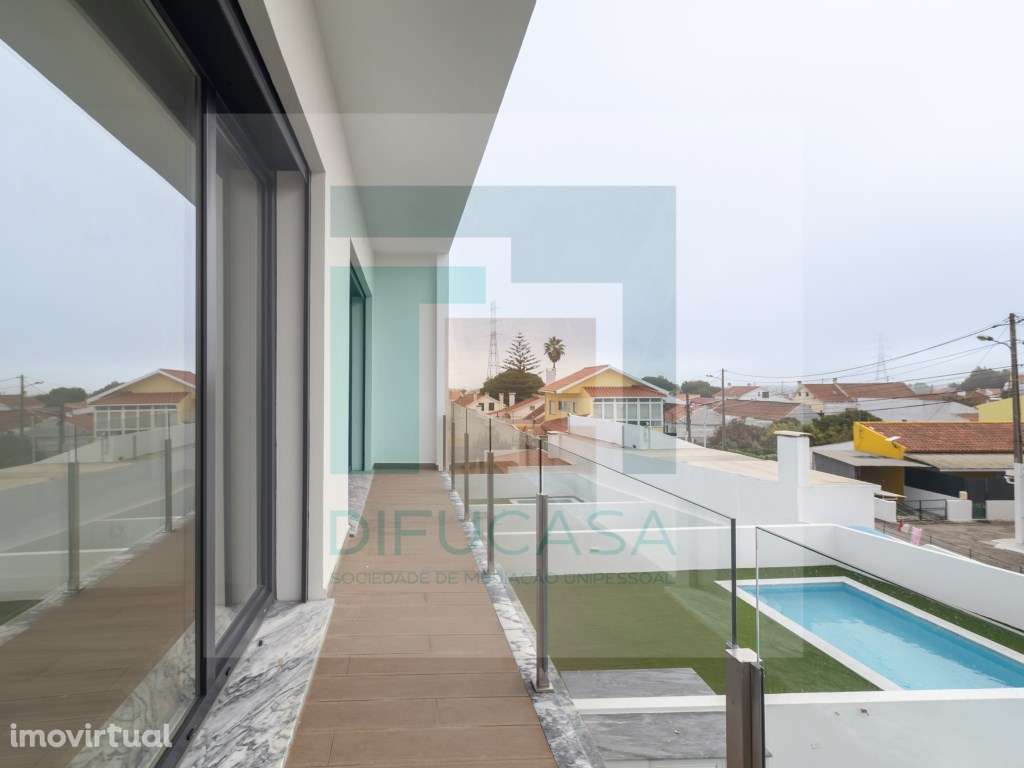 Moradia T3, rés do chão e 1º andar com Cave (Garagem + Arrumos) e P... - Grande imagem: 5/21