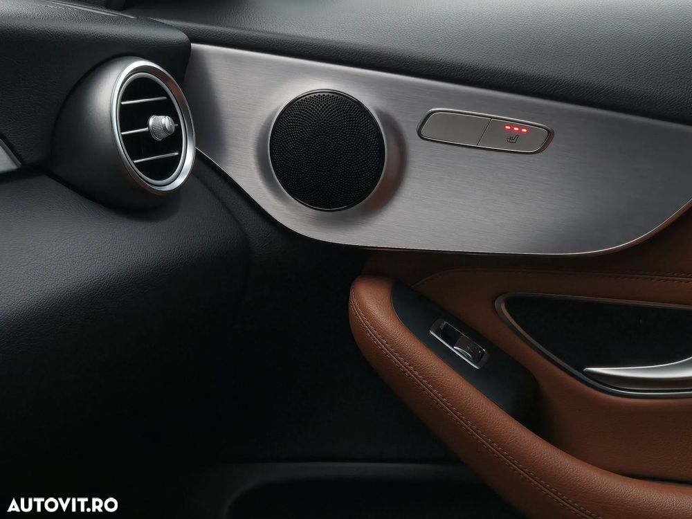 Mercedes-Benz C 200 Coupe 7G-TRONIC AMG Line - 22