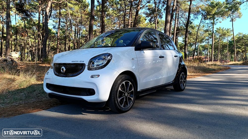Smart ForFour EQ - 1
