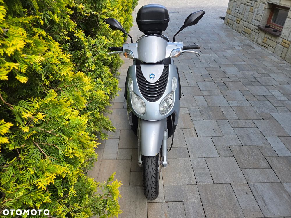 Piaggio Carnaby - 7