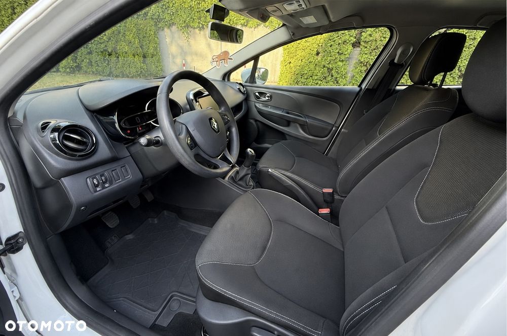 Renault Clio - 7