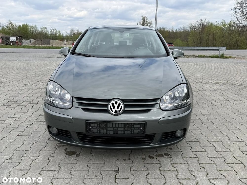 Volkswagen Golf 1.6 FSI Tour - 2
