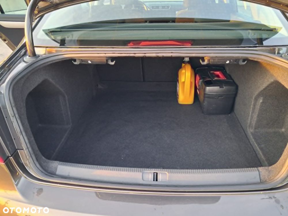 Volkswagen Passat 1.4 TSI BMT Comfortline - 11