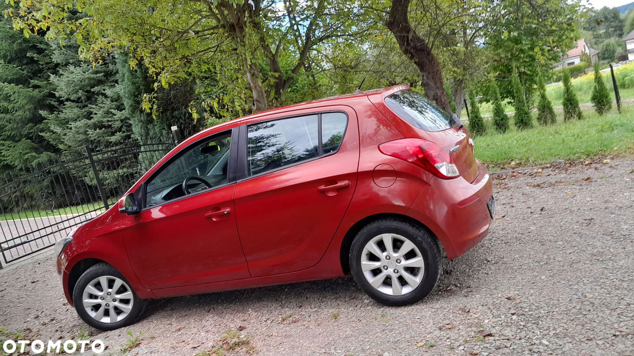 Hyundai i20 - 24