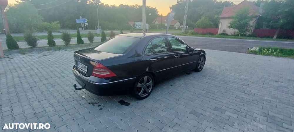 Mercedes-Benz C - 5