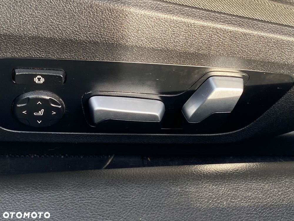 BMW Seria 2 M240i xDrive - 26