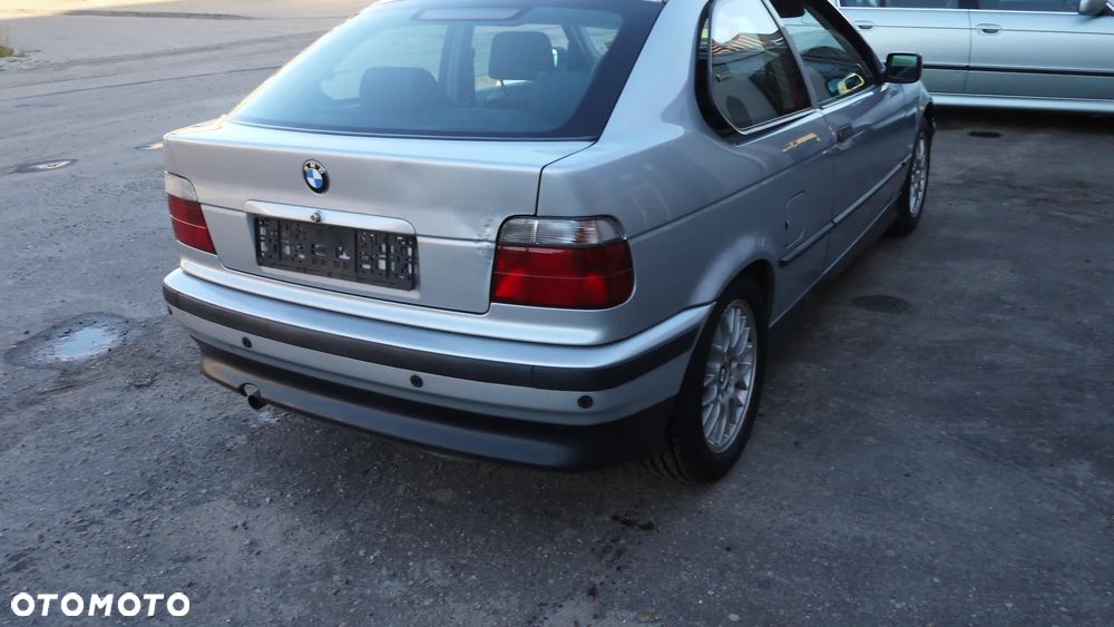BMW Seria 3 316i - 9