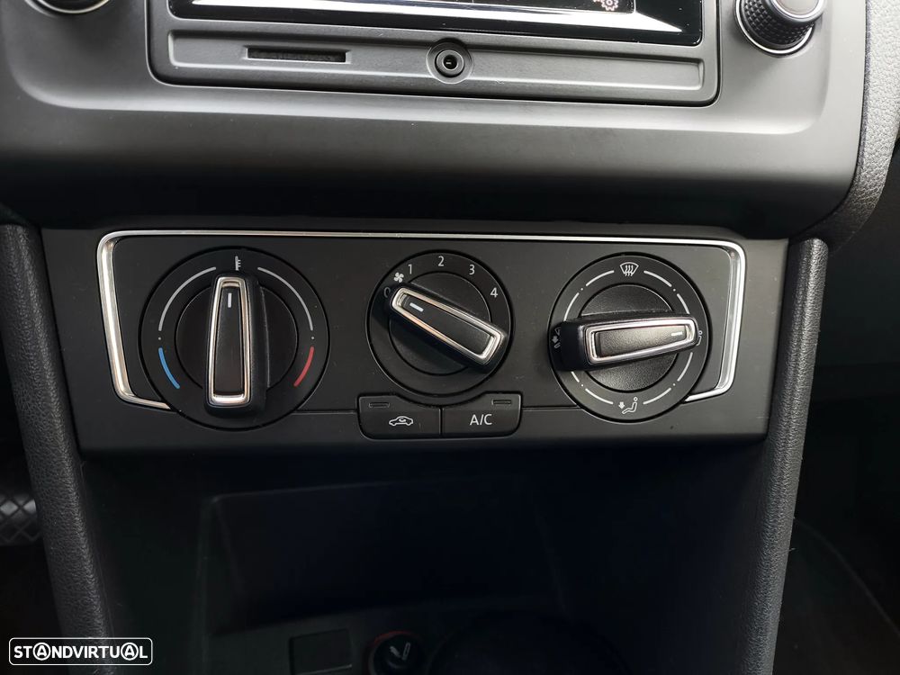 VW Polo 1.4 TDi Confortline - 16