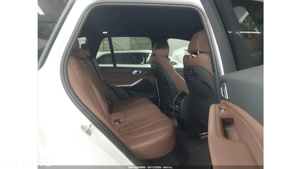 BMW X5 xDrive40i sport - 12