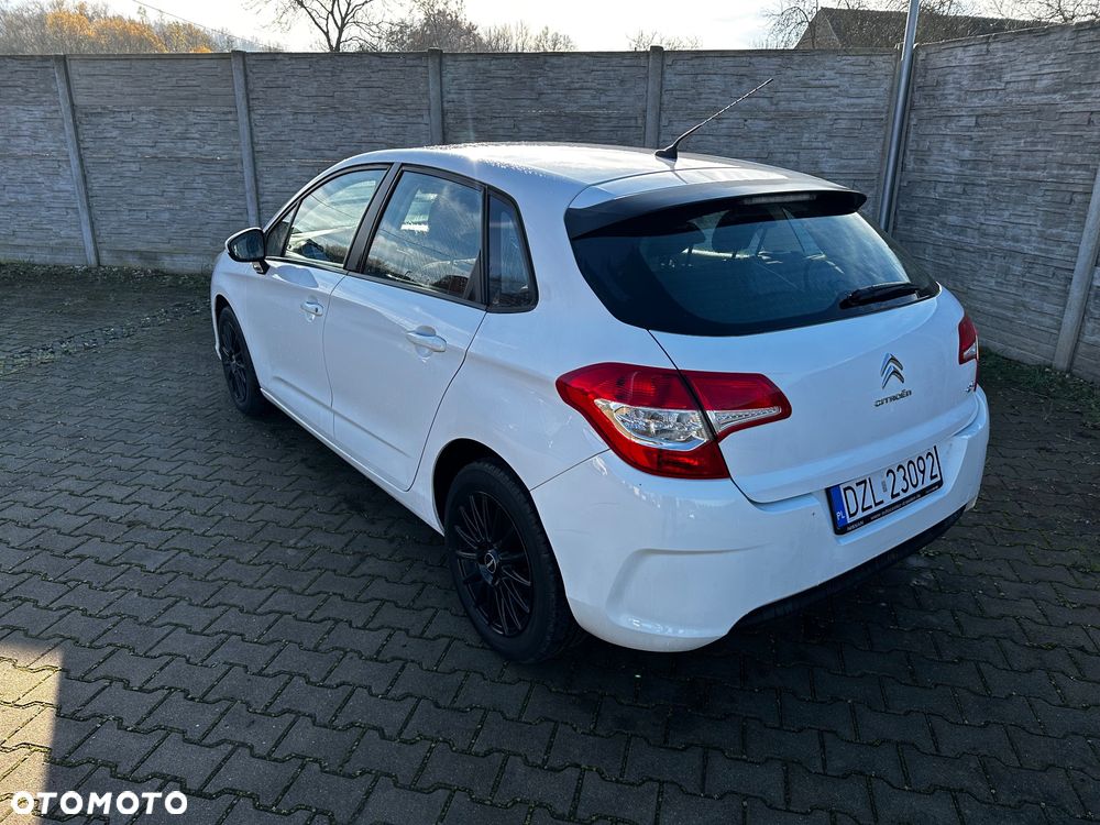 Citroën C4 VTi 95 Attraction - 4
