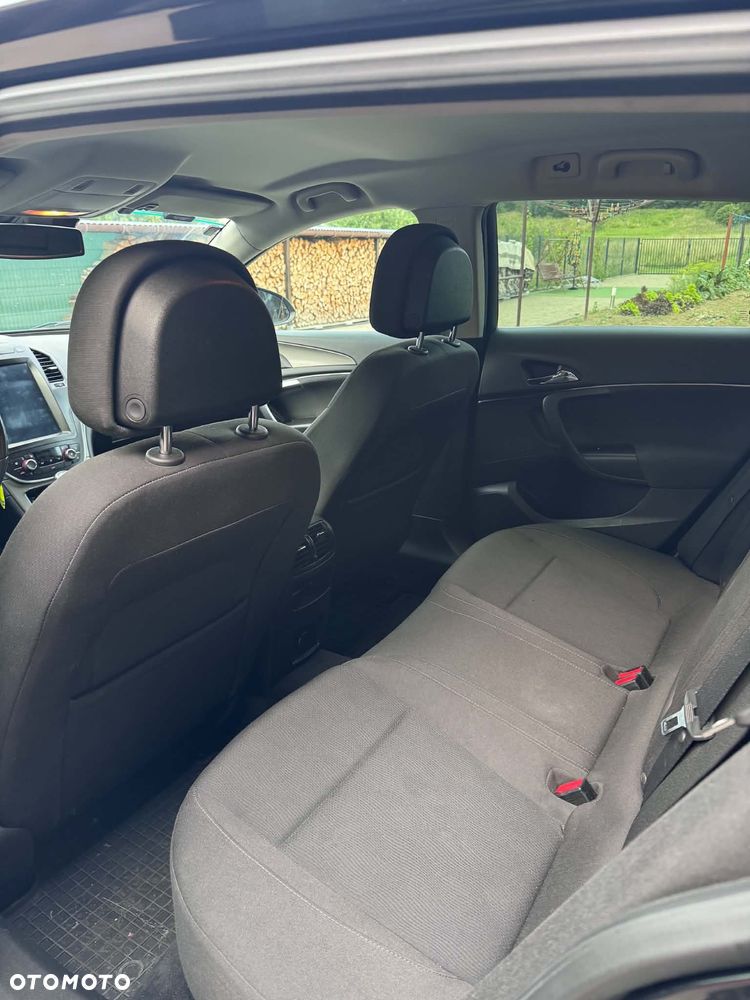 Opel Insignia 1.8 - 12