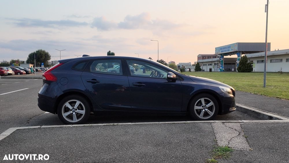 Volvo V40 D2 ECO Momentum - 6