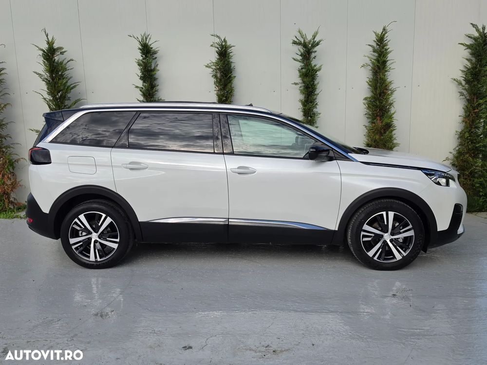 Peugeot 5008 - 17