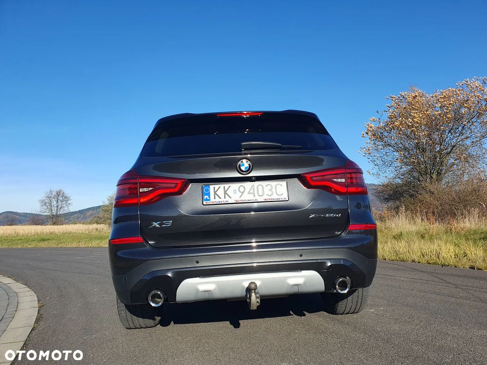 BMW X3 xDrive20d xLine - 19
