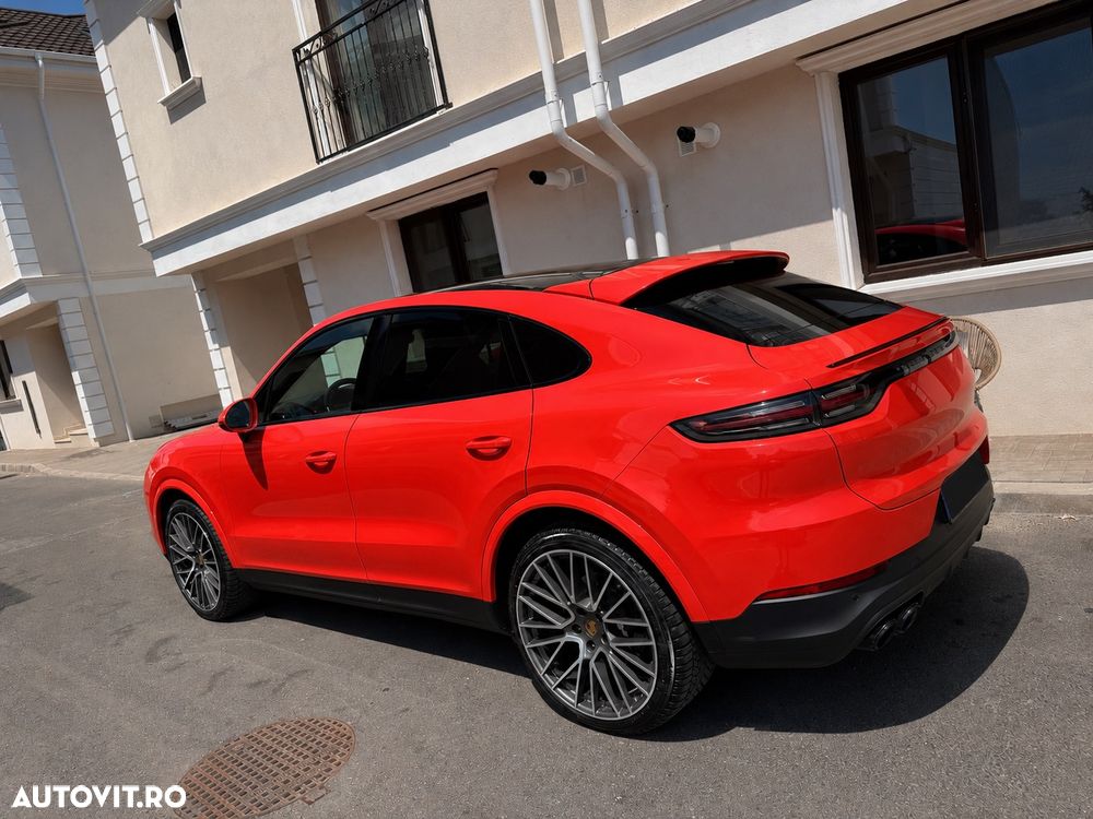 Porsche Cayenne Coupe - 1