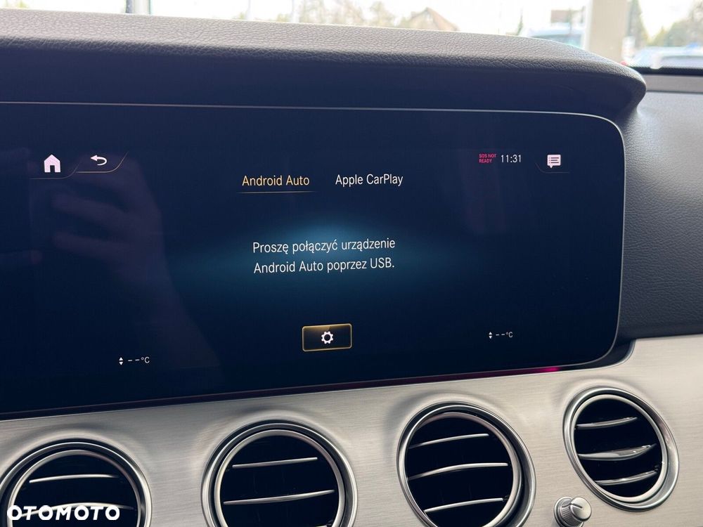 Mercedes-Benz Klasa E - 34