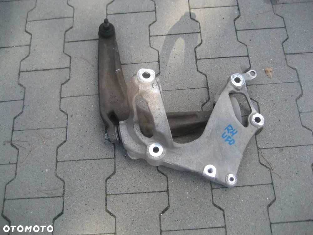 honda civic ufo viii 8 06-12r 2,2 i ctdi wahacz mocowanie przód prawy - 3