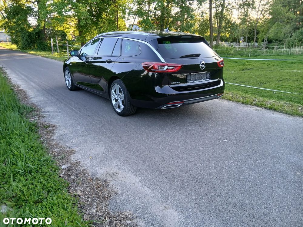 Opel Insignia 2.0 BiTurbo D 4x4 Automatik Ultimate Exclusive - 4