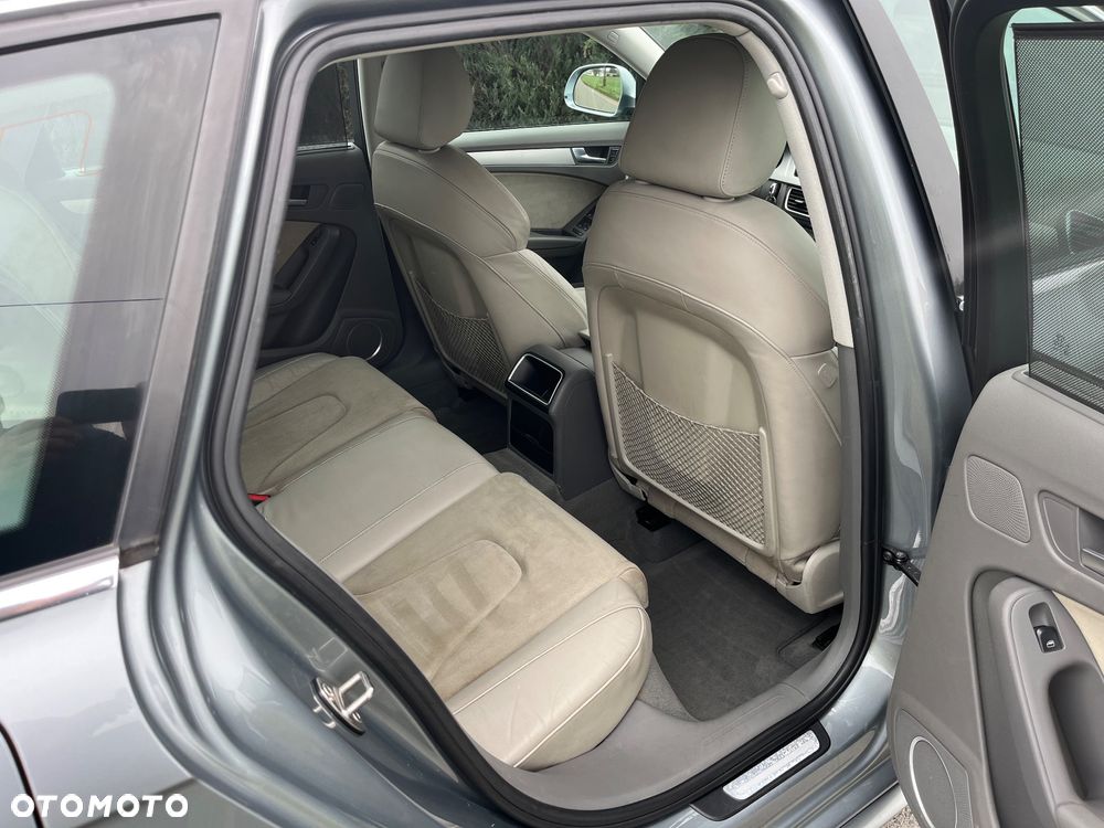 Audi A4 Avant 3.0 TDI DPF quattro S tronic S line Sportpaket - 24