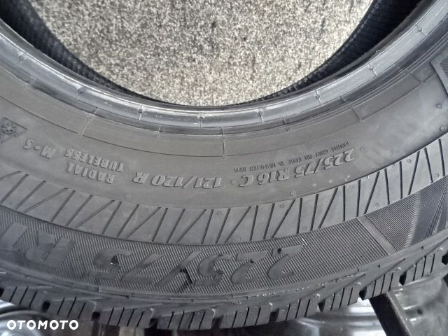 225/75/R16C 121/120R Matador Variant AllWeather 2 - 6