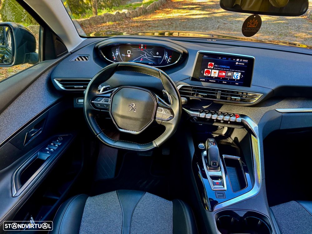 Peugeot 5008 1.2 PureTech Allure EAT8 - 13