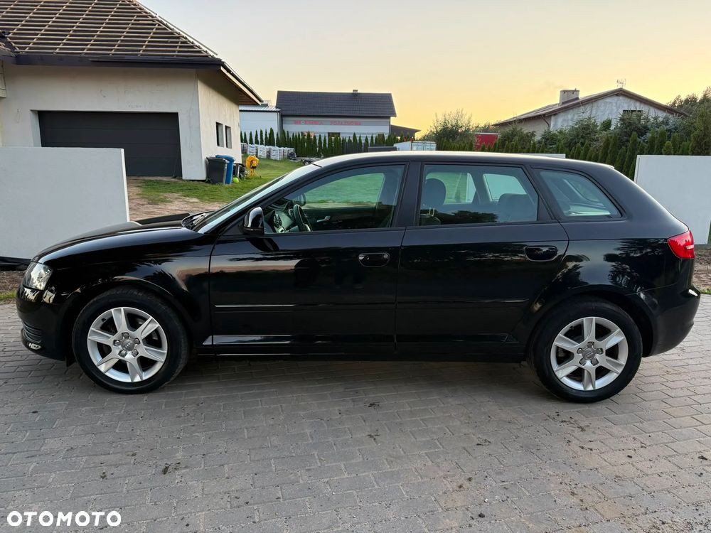 Audi A3 Sportback - 4