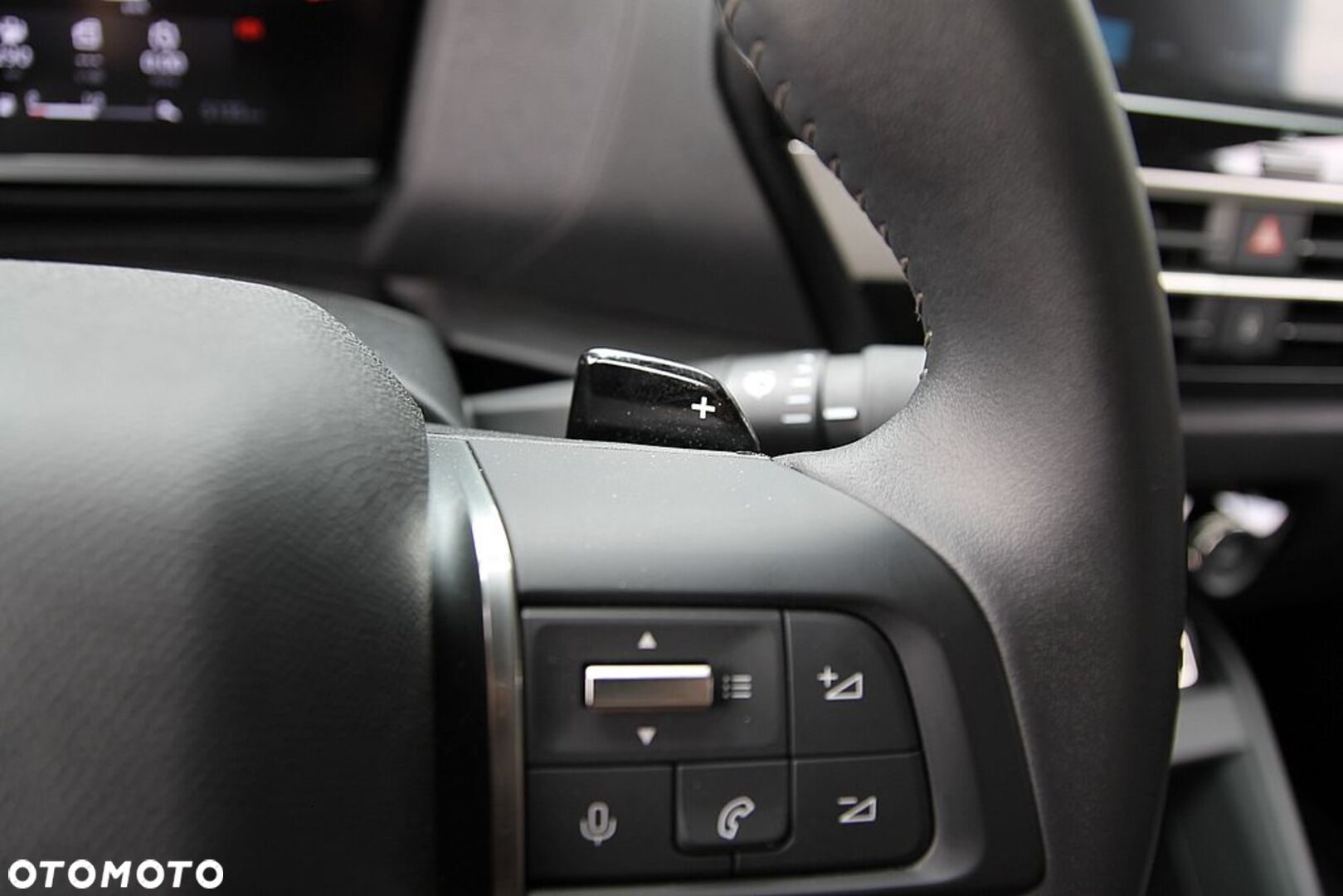 Citroën C4 1.2 PureTech Plus S&S EAT8 - 30