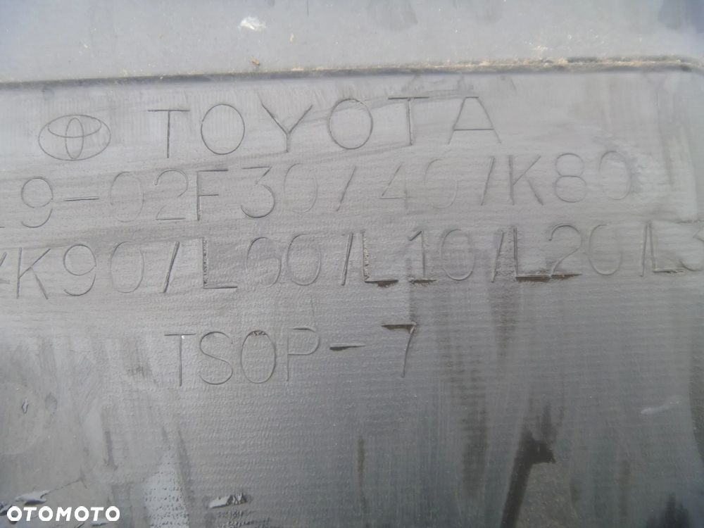 TOYOTA COROLLA E16 SEDAN LIFT 2016 ZDERZAK PRZEDNI ORYGINAŁ PDC - 3