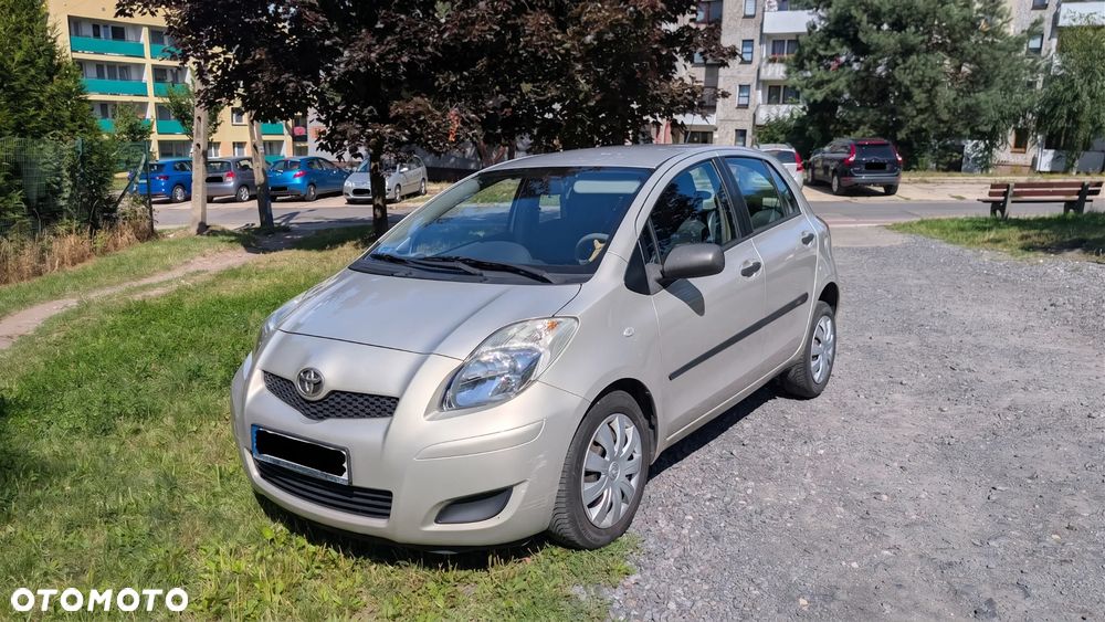 Toyota Yaris 1.33 Luna - 1