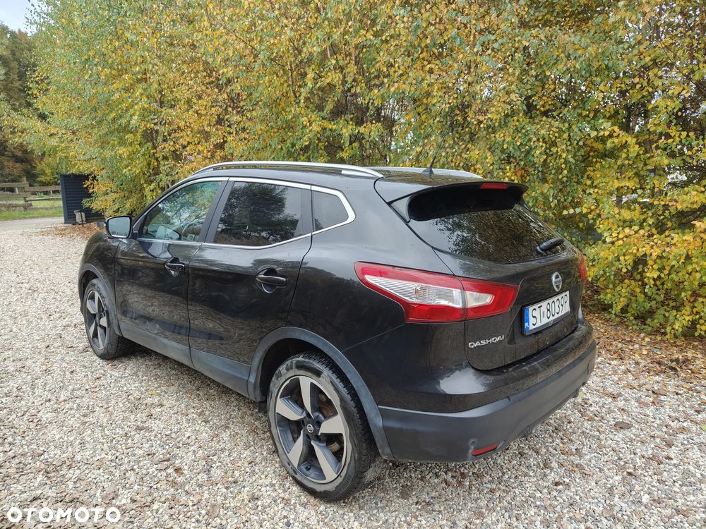 Nissan Qashqai - 1