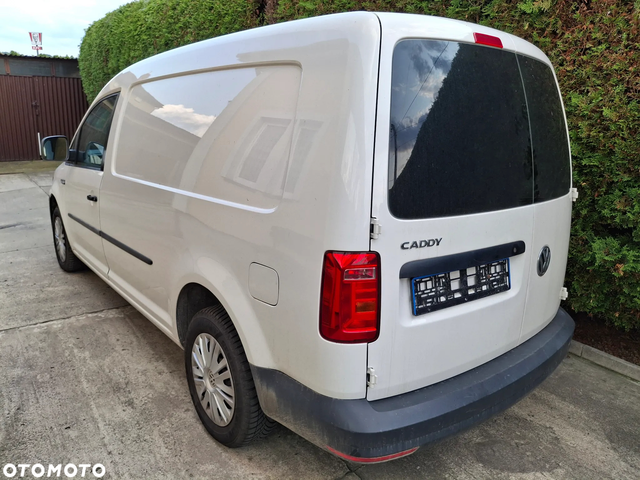 Volkswagen Caddy - 4