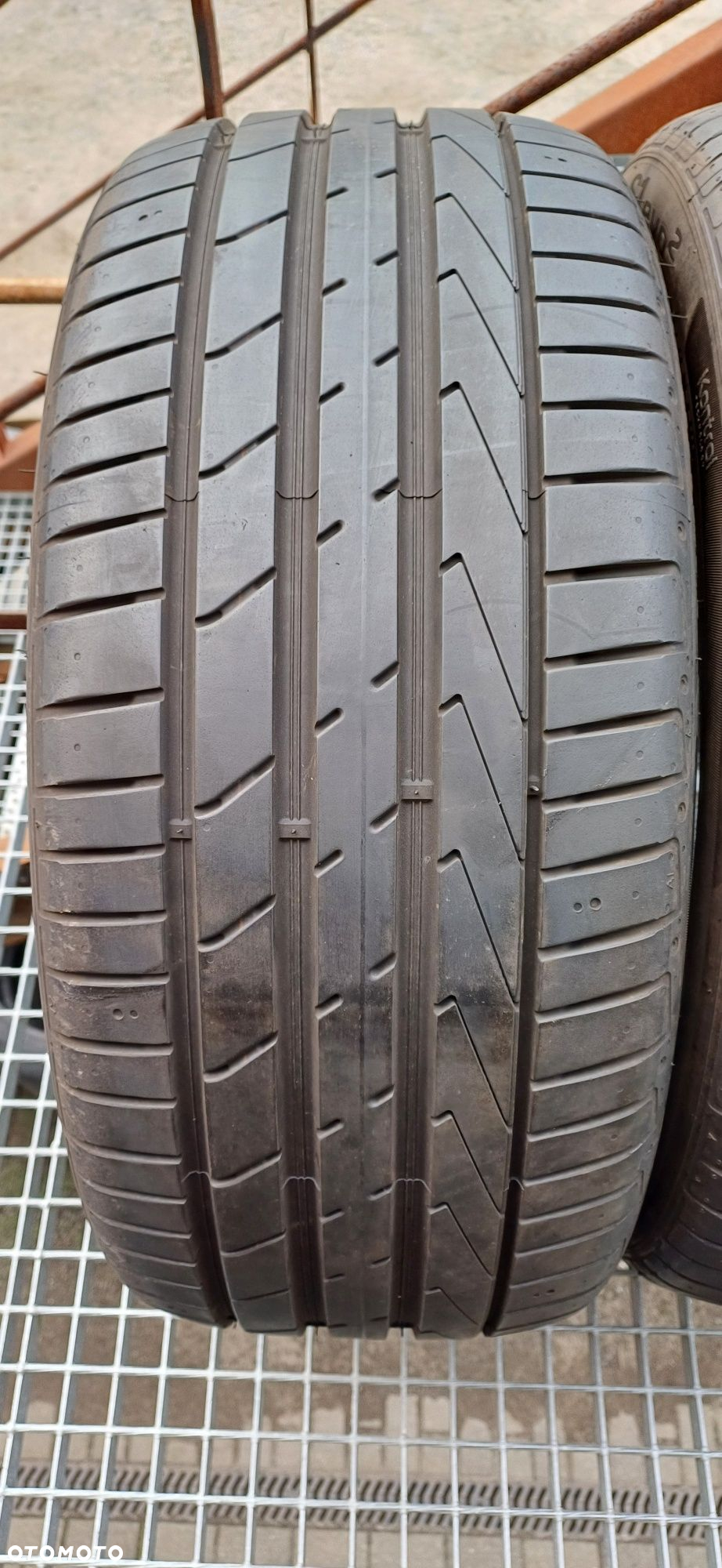 245/45R18 96W HANKOOK , dwie opony letnie. - 3