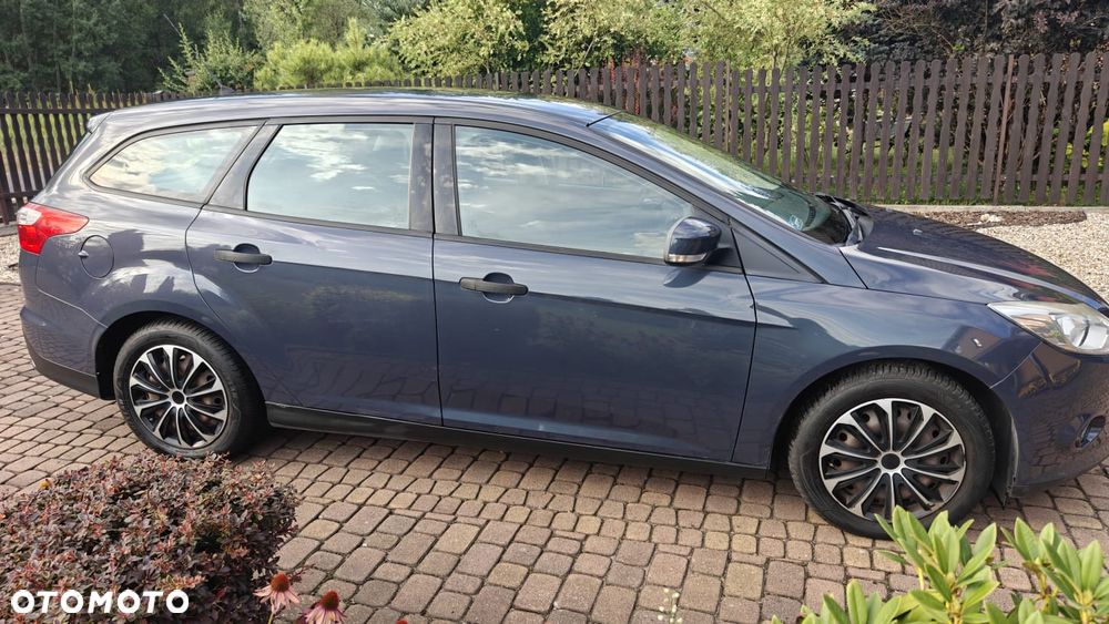 Ford Focus 1.6 Trend - 5