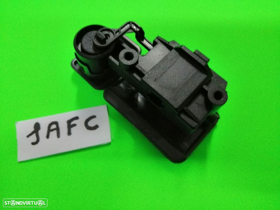 Punho do porta luvas Suzuki Grand Vitara e Jimny NOVO - 2