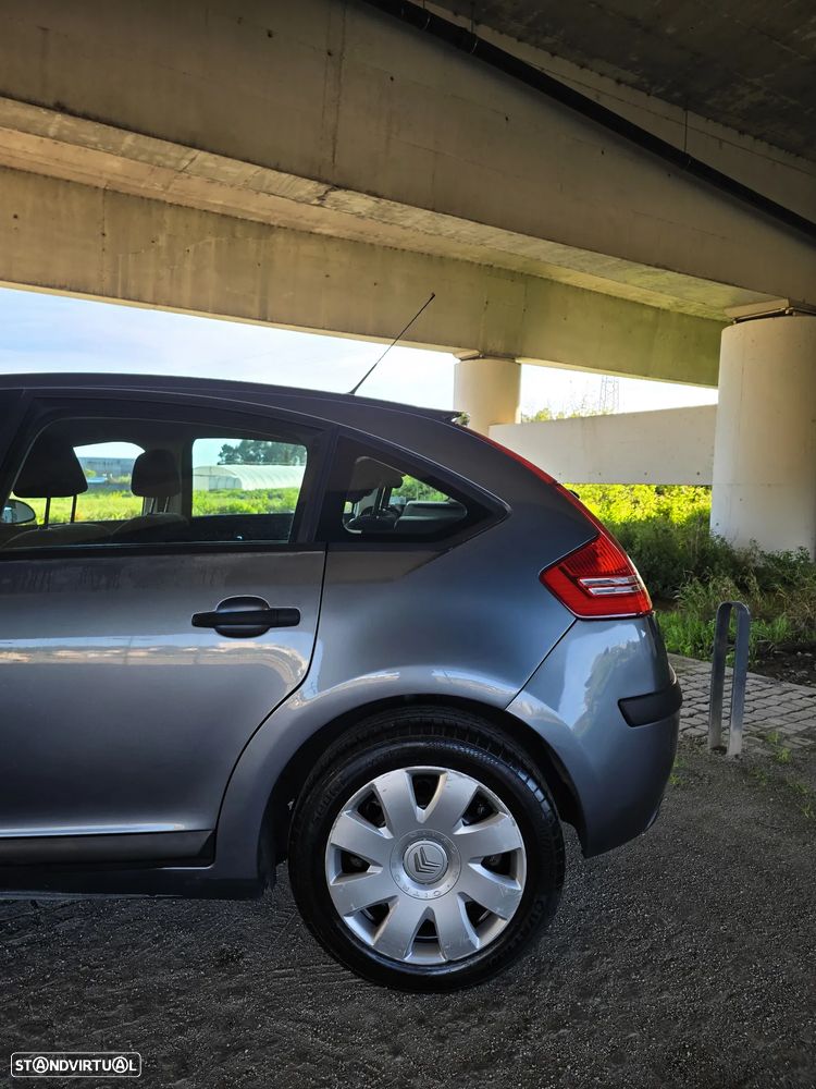 Citroën C4 1.4 16V SX - 25