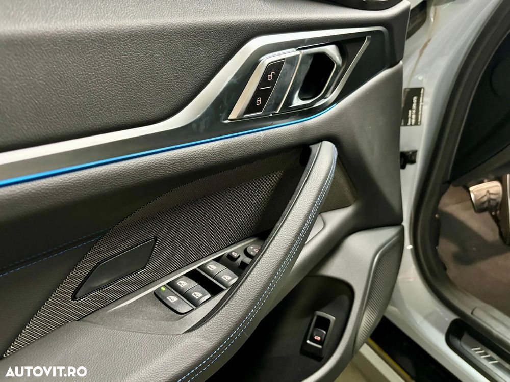BMW i4 eDrive35 Gran Coupe M Sport - 11