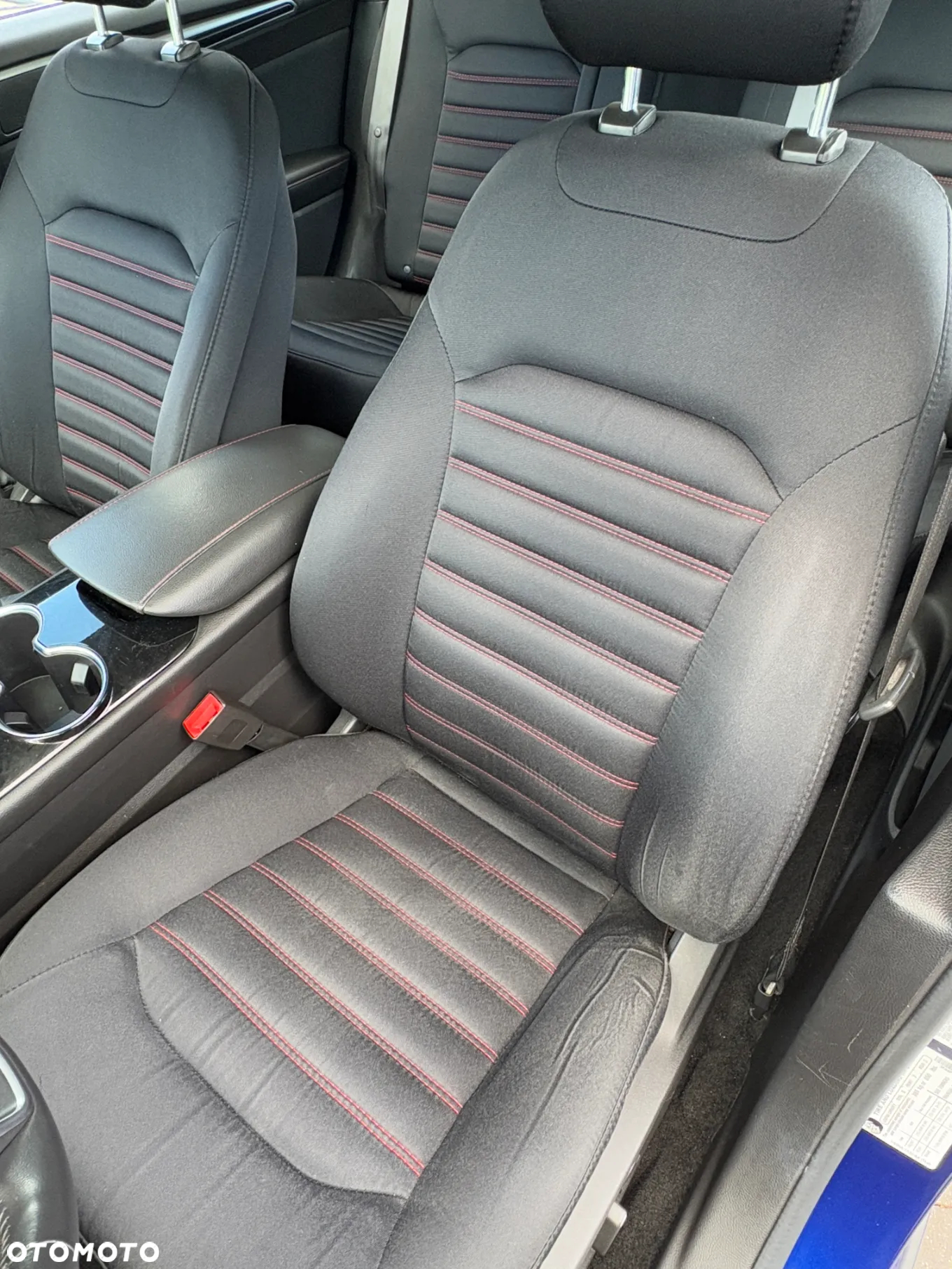 Ford Fusion - 9